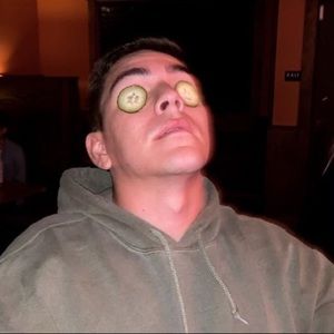 Meet your Posher, Andrew